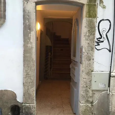 Cantinho Lusitano No Bairro Alto Апартаменты *