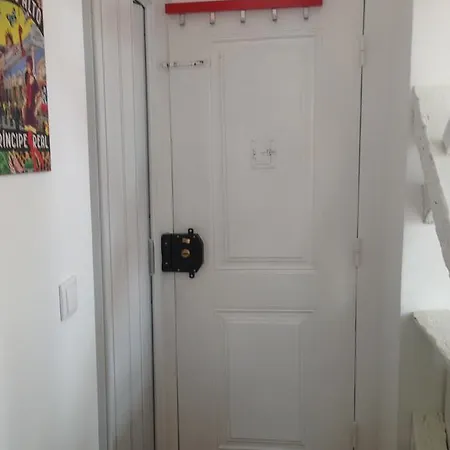 Apartamento Cantinho Lusitano No Bairro Alto