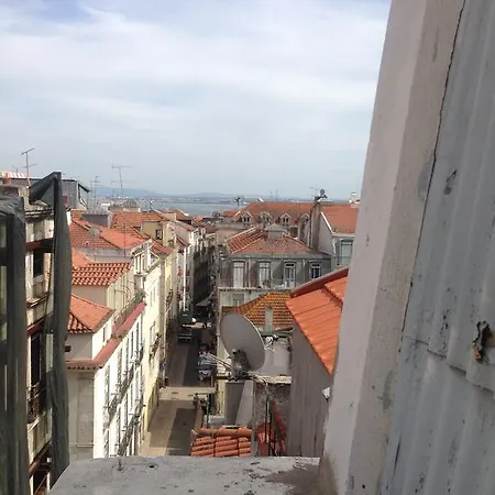 Cantinho Lusitano No Bairro Alto Apartamento